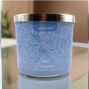 Goose Creek 3-Wick Candle- Hoodie Season (14.5 oz)